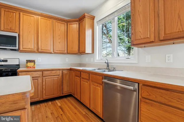 $925,000 | 913 Grandview Drive, Exton, PA 19341