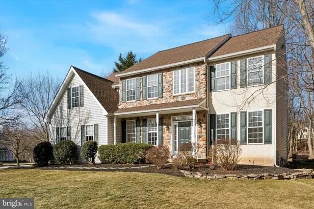 $925,000 | 913 Grandview Drive, Exton, PA 19341