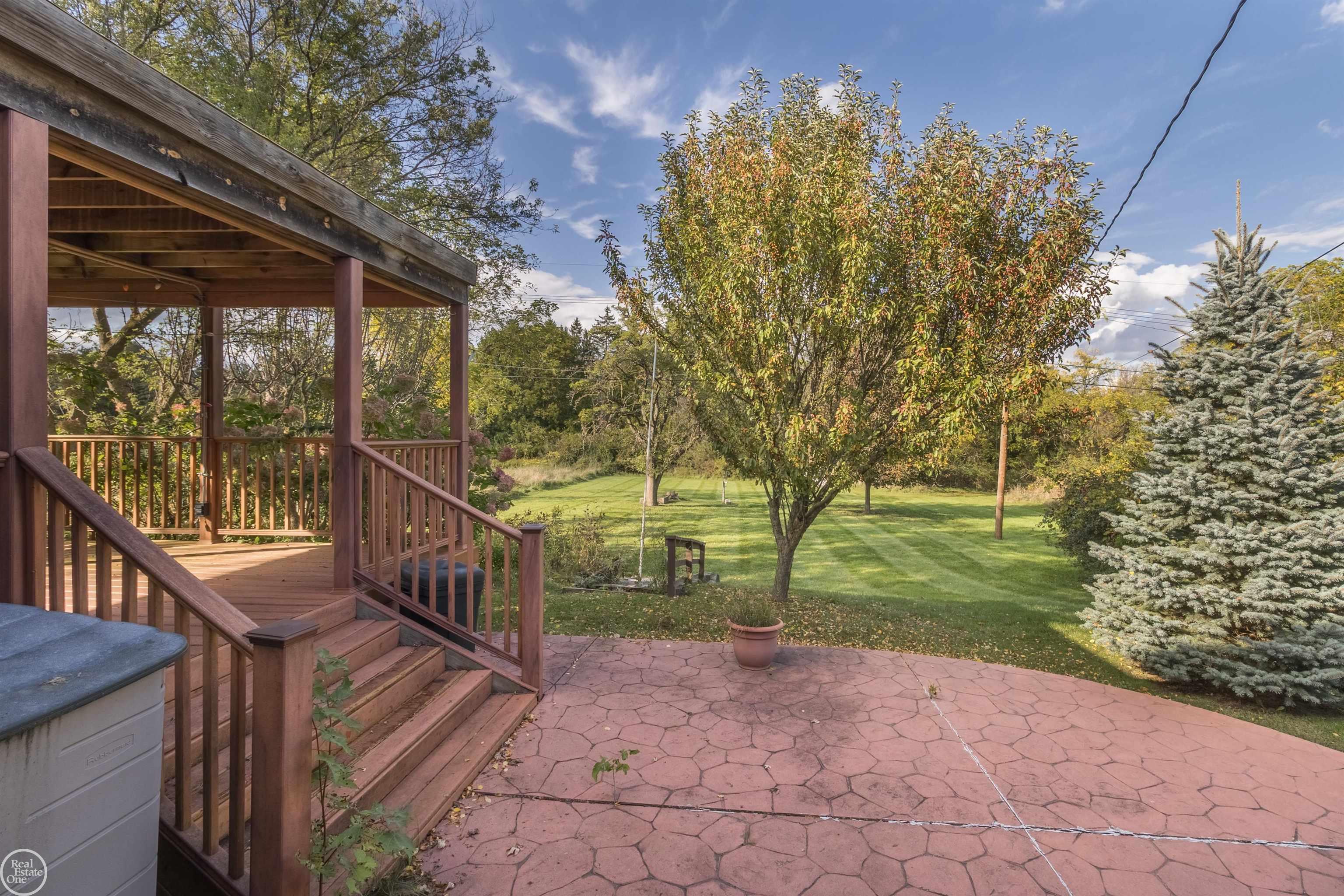 11681 Kaeding Road Romeo, MI 48065 - Photo 46 of 71 50125023-45.JPG