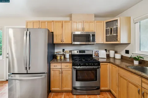 $725,000 | 3141 Deseret Drive, Richmond, CA 94803