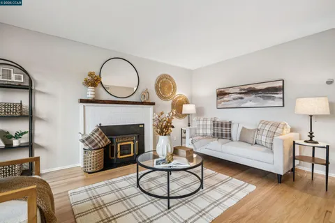 $725,000 | 3141 Deseret Drive, Richmond, CA 94803