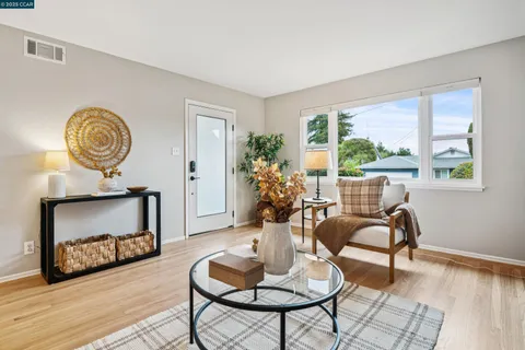 $725,000 | 3141 Deseret Drive, Richmond, CA 94803