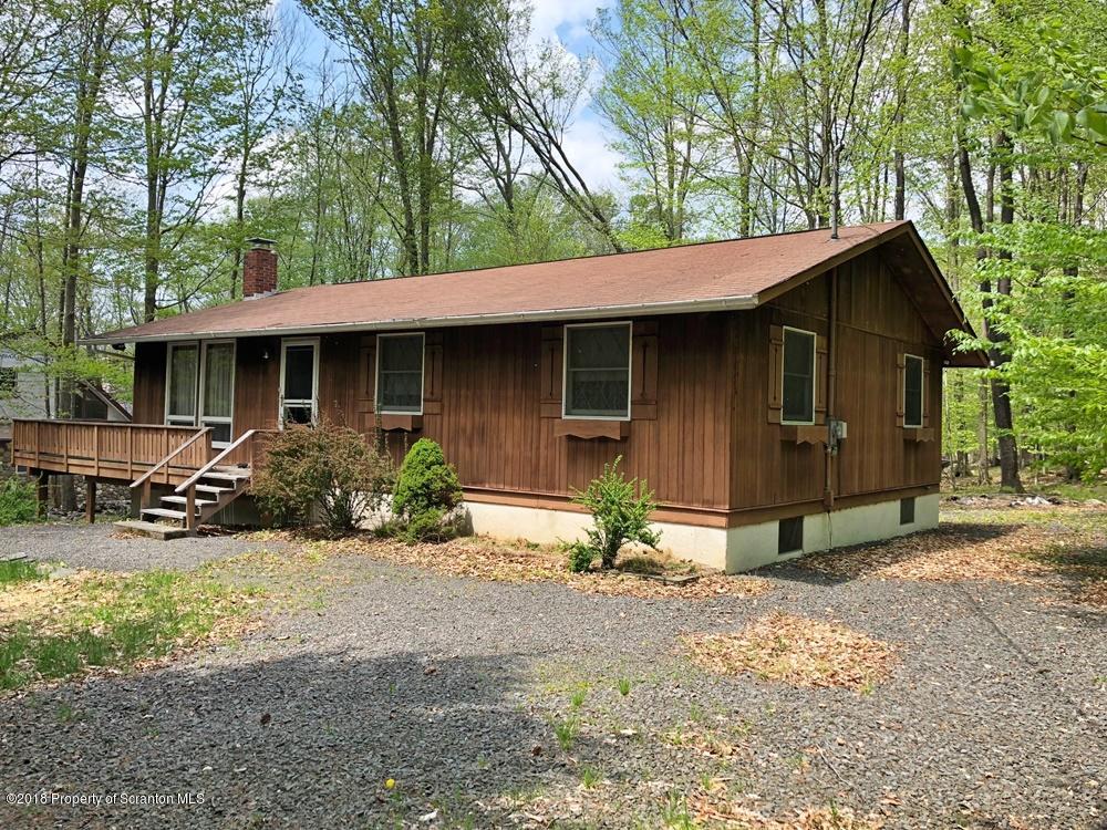 17 Tamarack Road Gouldsboro, PA 18424 - Photo 1 of 23