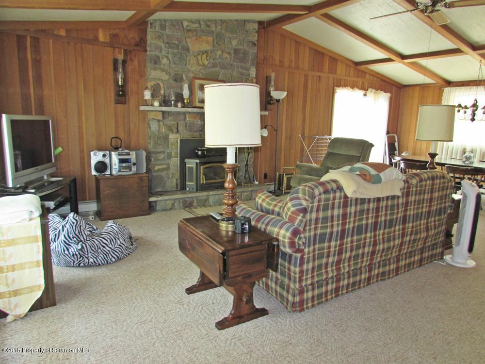 17 Tamarack Road Gouldsboro, PA 18424 - Photo 7 of 23
