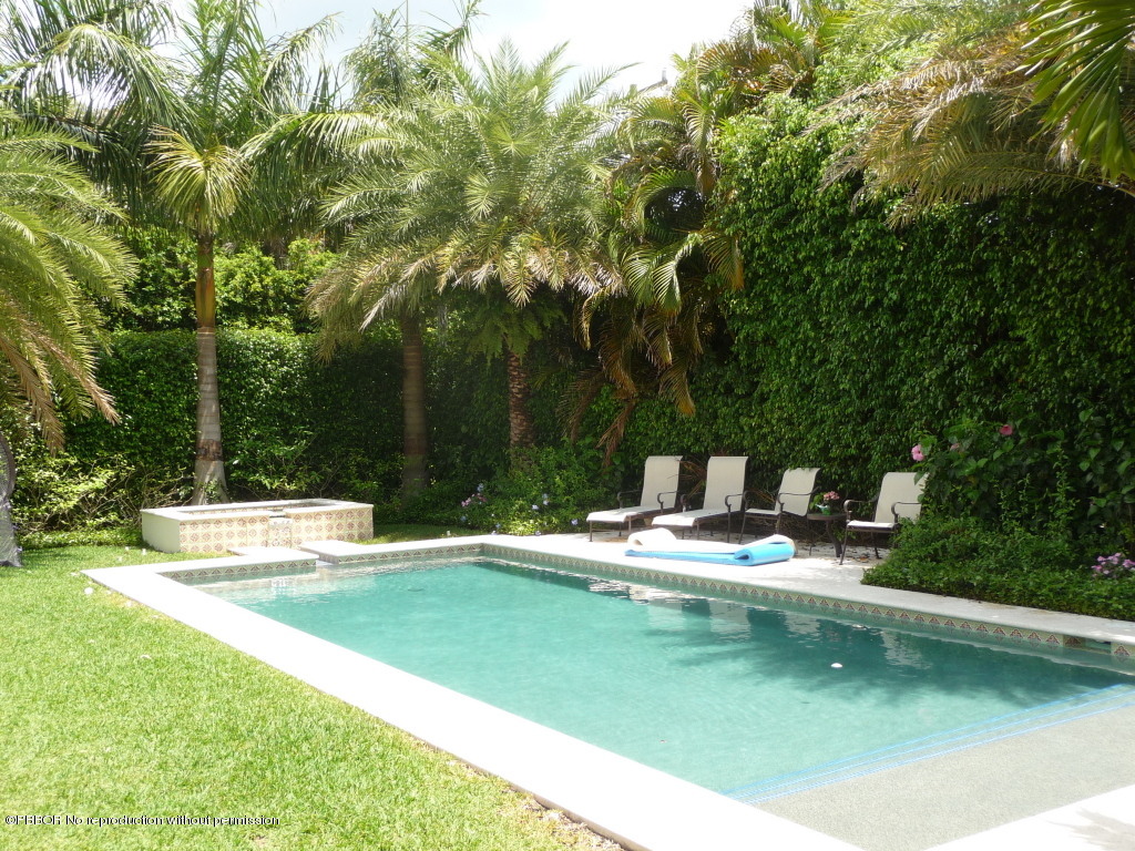 339 Garden Road Palm Beach, FL 33480 - Photo 13 of 15 Pool