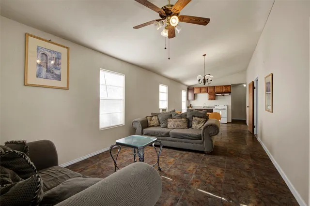 $399,900 | 411 County Road 912A, Brazoria, TX 77422