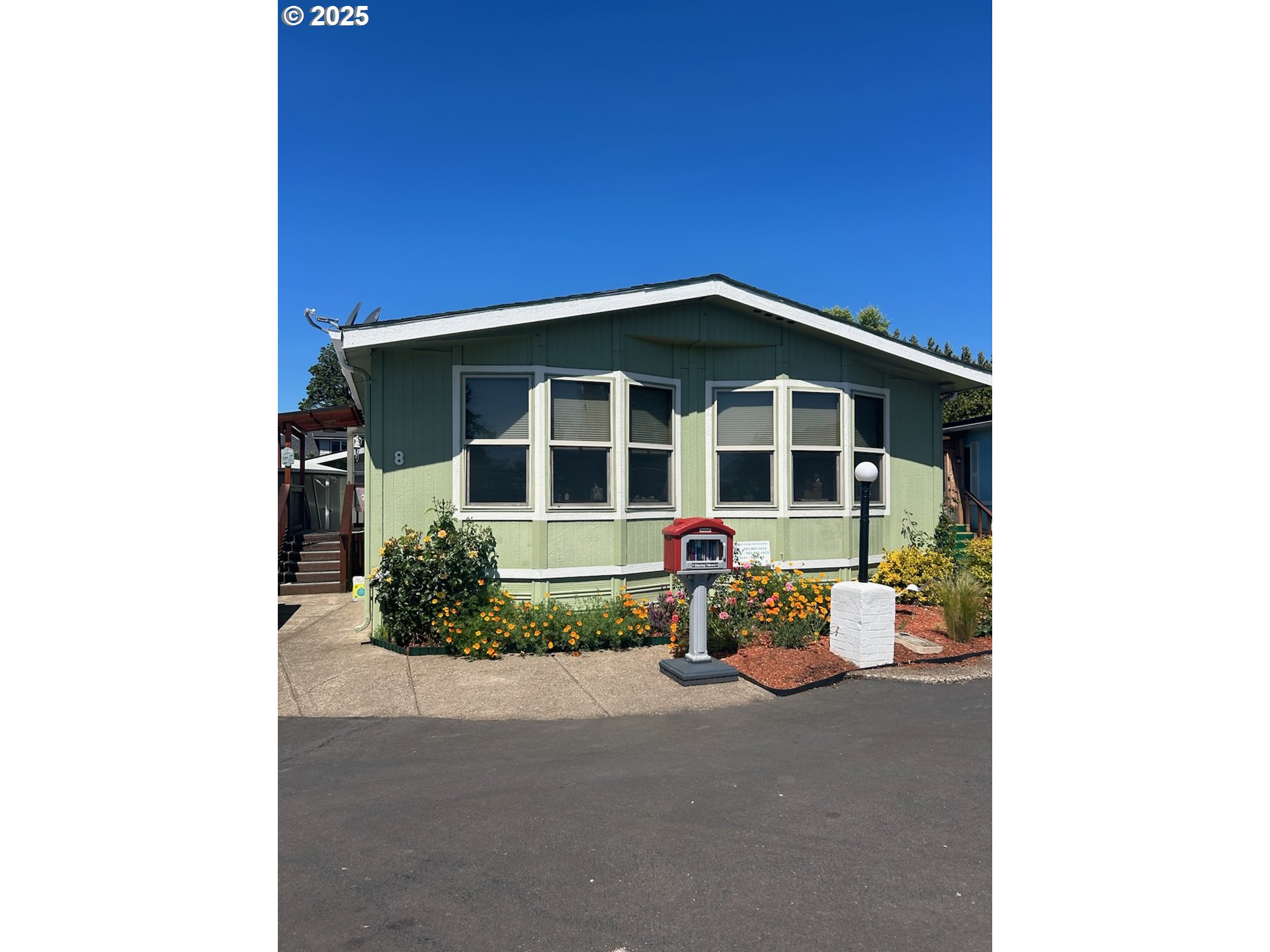 503 Southeast Sheridan Road, Unit 8 Sheridan, OR 97378 - Photo 1 of 41
