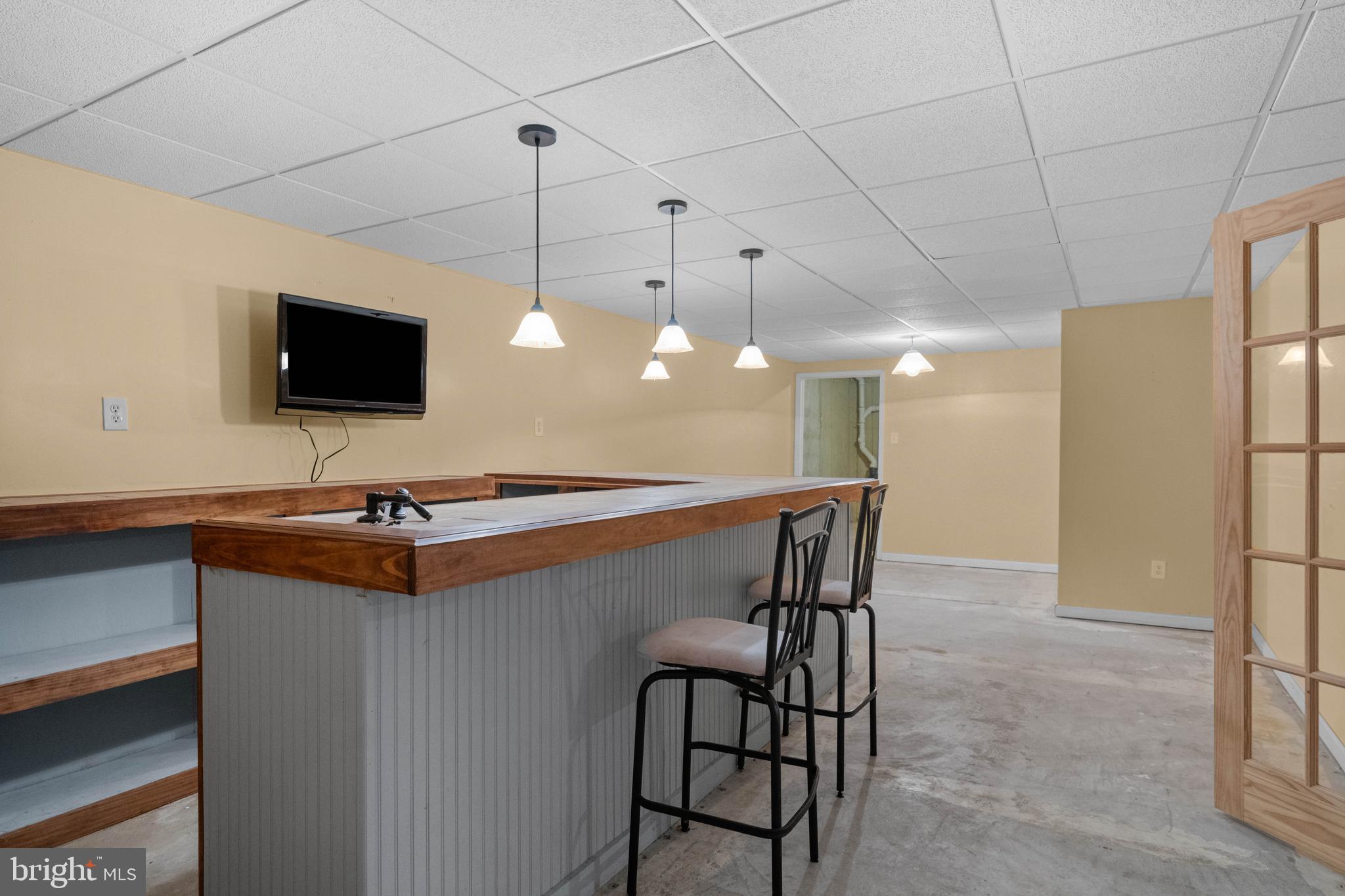 419 Townsend Drive Perkasie, PA 18944 - Photo 28 of 37 a view of a livingroom with furniture
