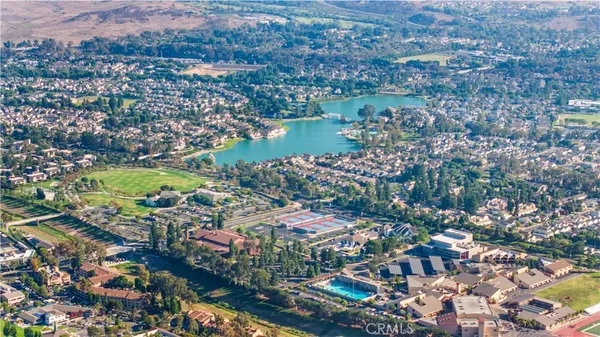 $720,000 | 900 Solvay Aisle, Irvine, CA 92606