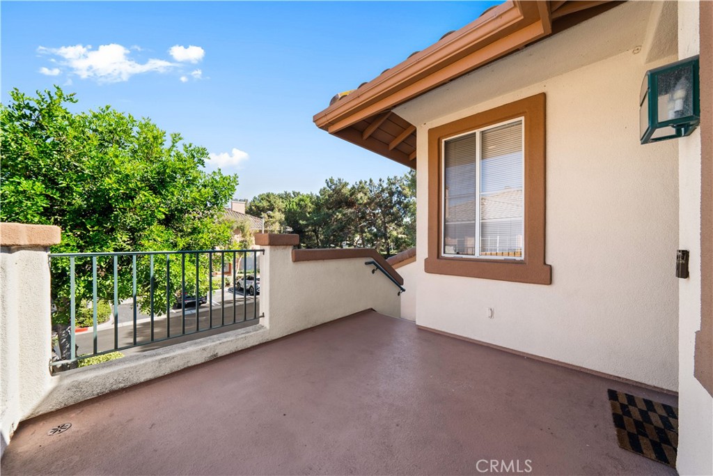 900 Solvay Aisle Irvine, CA 92606 - Photo 3 of 23