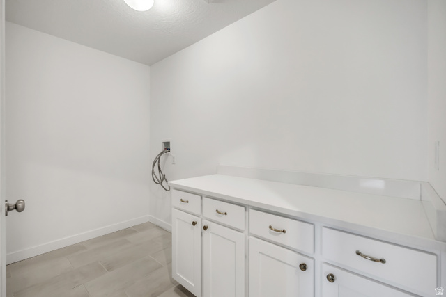1058 Lilac Way Mapleton, UT 84664 - Photo 22 of 28 Laundry area with hookup for a washing machine and baseboards