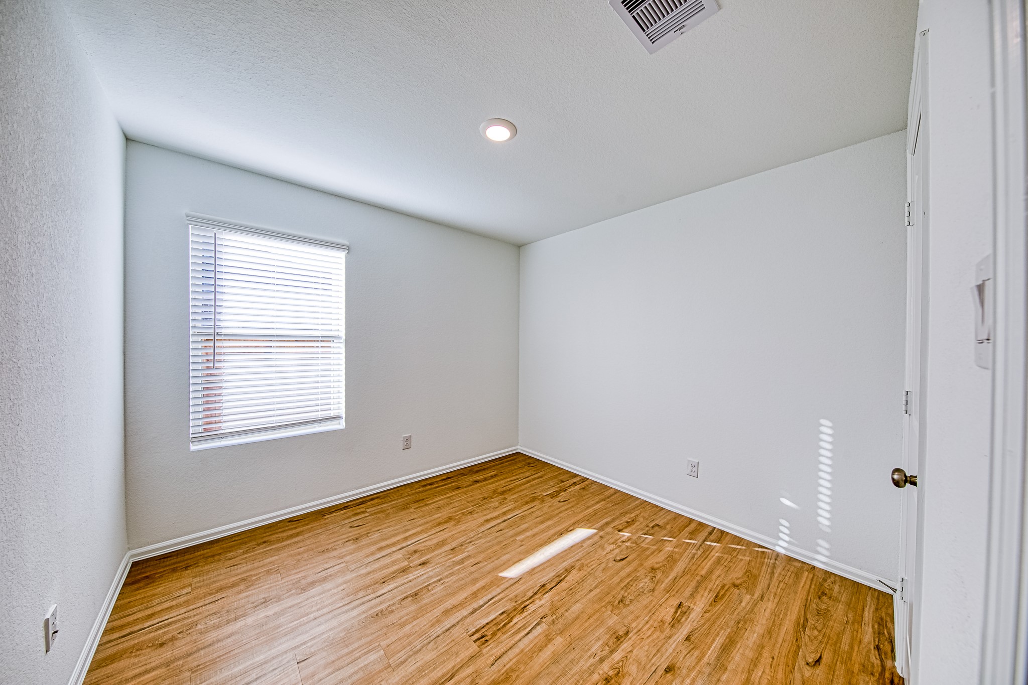 14418 Woodcott Warren Way Rosharon, TX 77583 - Photo 21 of 29