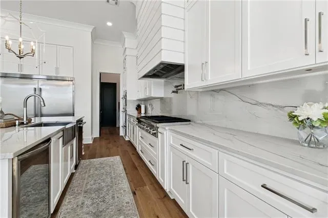 $1,795,000 | 25 Cycas, Kenner, LA 70065