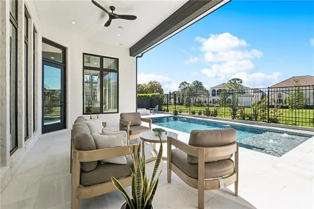 $1,795,000 | 25 Cycas, Kenner, LA 70065
