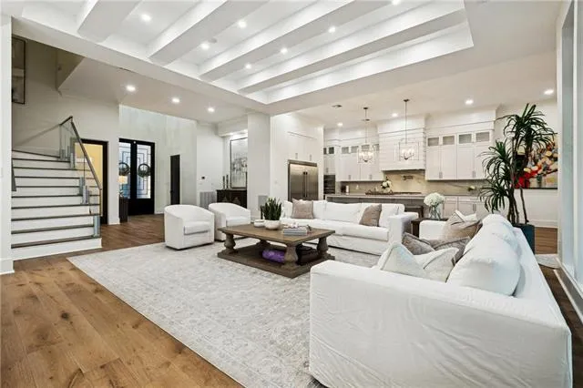 $1,795,000 | 25 Cycas, Kenner, LA 70065