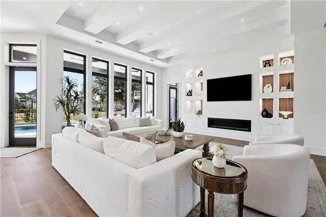 $1,795,000 | 25 Cycas, Kenner, LA 70065