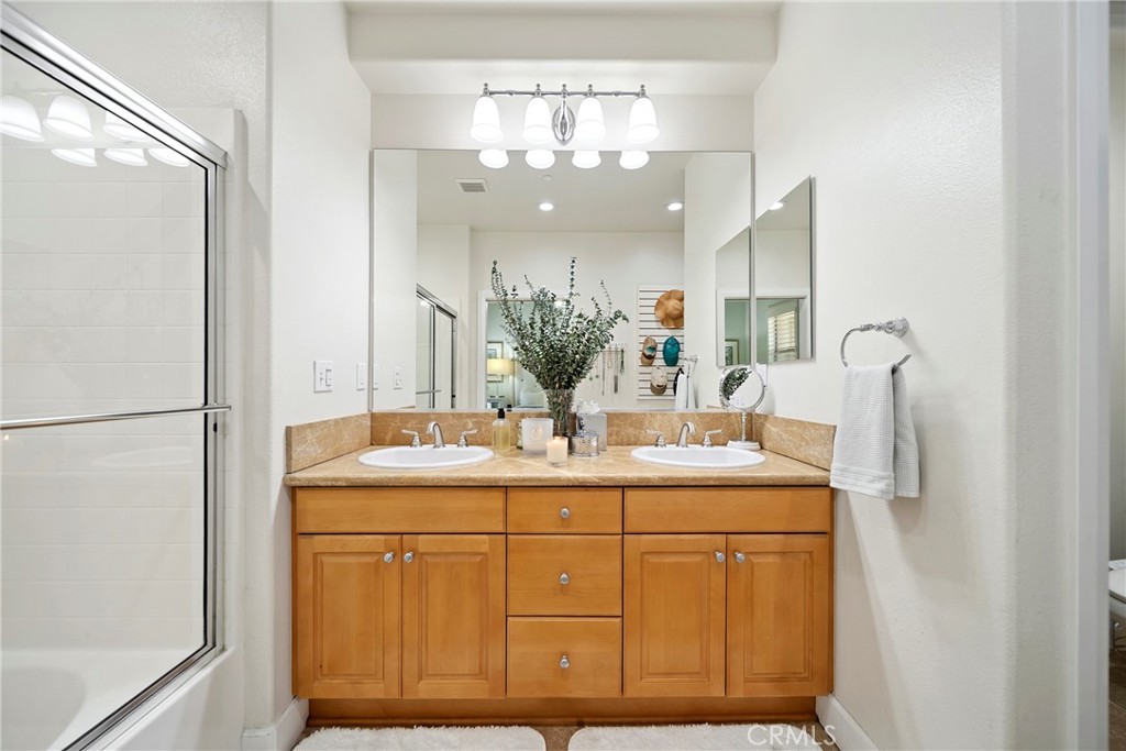 20426 Paseo Cresta Porter Ranch, CA 91326 - Photo 24 of 44
