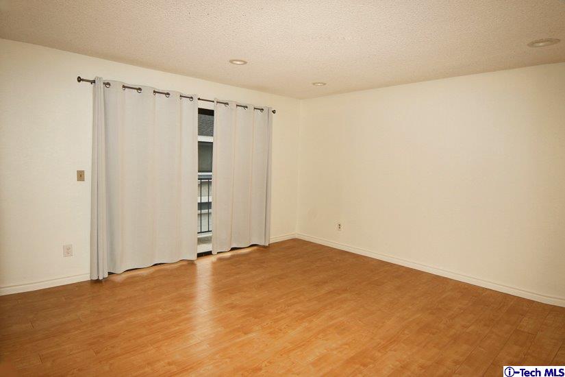 205 Violet Avenue, Unit D Monrovia, CA 91016 - Photo 8 of 17