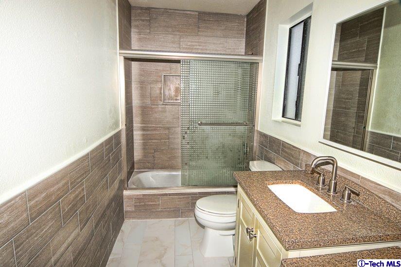 205 Violet Avenue, Unit D Monrovia, CA 91016 - Photo 9 of 17