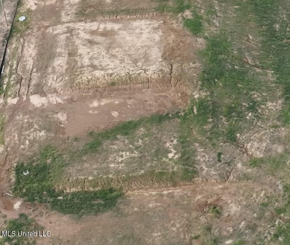 236 Farley Road Byhalia, MS 38611 - Photo 2 of 2 FC3F2719-3403-438B-8C78-A2E010923949