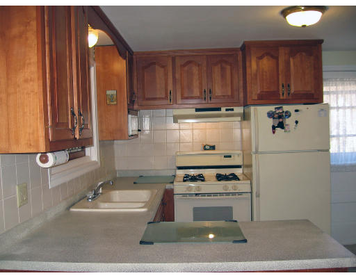 5 Edith Road Hudson, MA 01749 - Photo 4 of 6