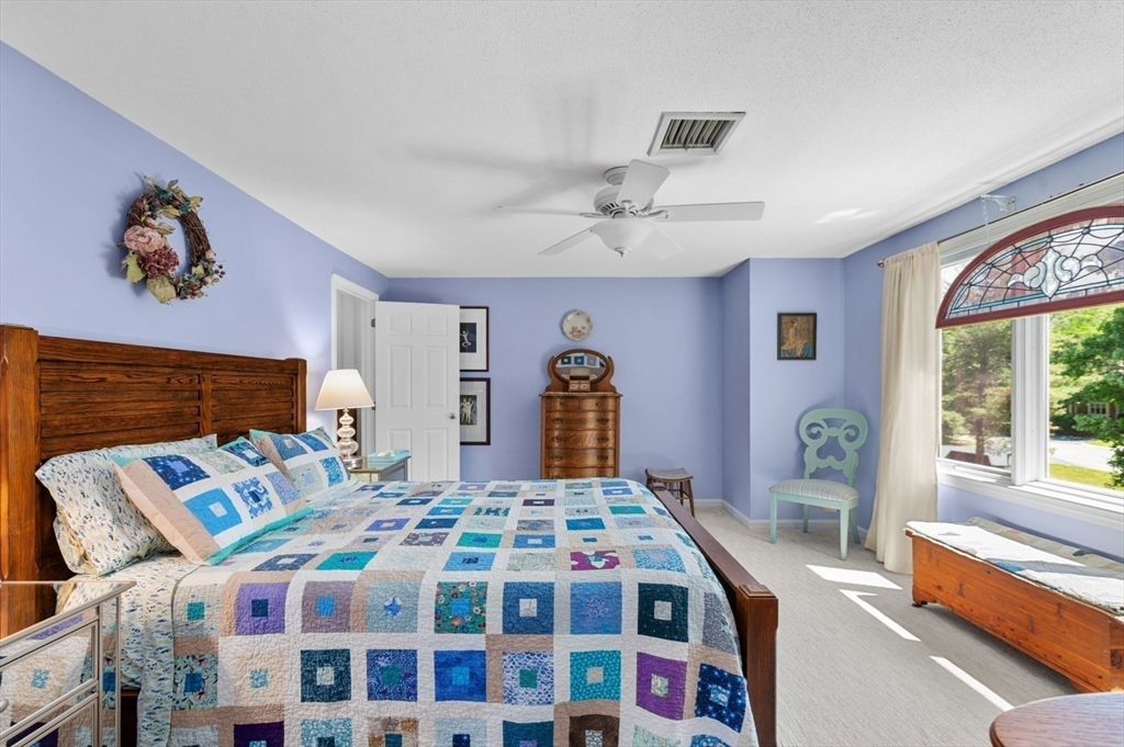 98 Village Post Road, Unit 98 Danvers, MA 01923 - Photo 11 of 27
