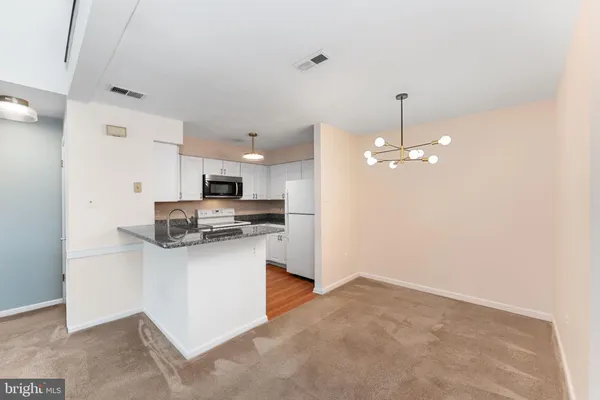 $2,200 | 912 Foxmeadow Drive, Unit CONDO 912, Royersford, PA 19468