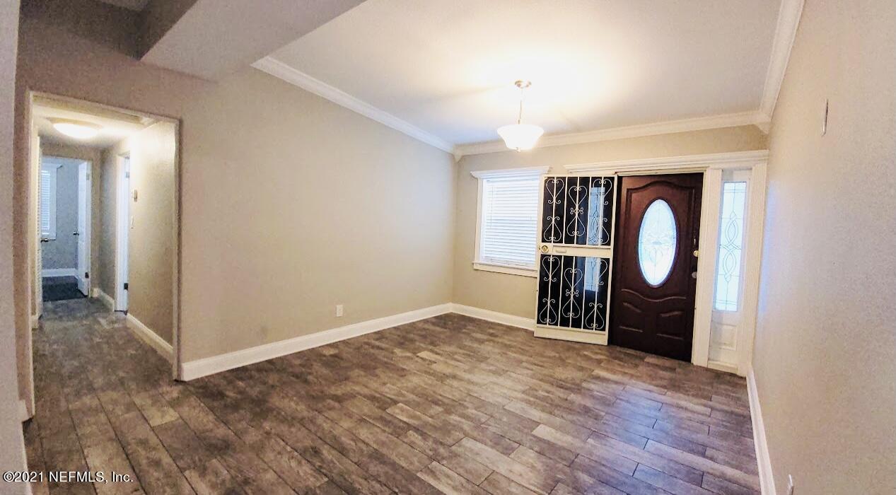 2611 Begonia Road Jacksonville, FL 32209 - Photo 3 of 9 C51C8590-A7AC-48DC-9983-A56465AB9B97