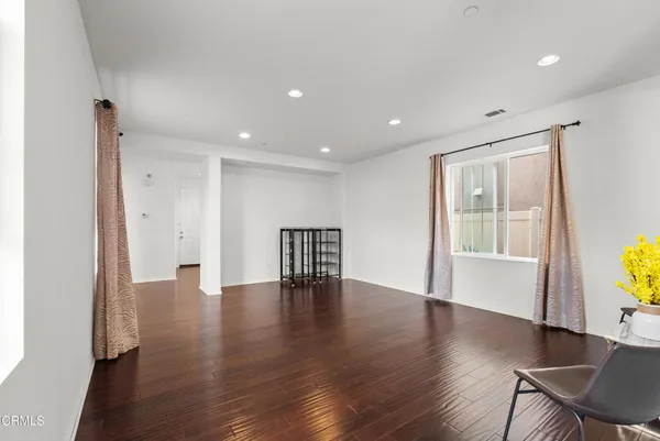 $899,000 | 511 Nile River Drive, Oxnard, CA 93036