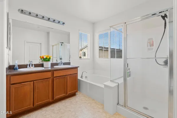 $899,000 | 511 Nile River Drive, Oxnard, CA 93036