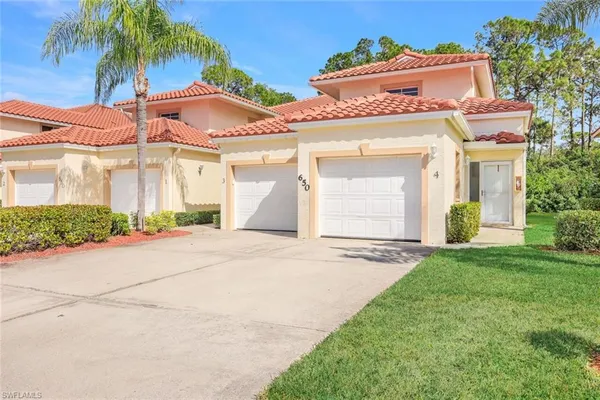 $359,500 | 650 Luisa Lane, Unit 4, Naples, FL 34104