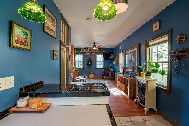 $649,000 | 36 1/2 South Street, Charleston, SC 29403