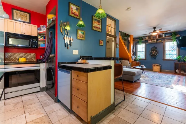 $649,000 | 36 1/2 South Street, Charleston, SC 29403