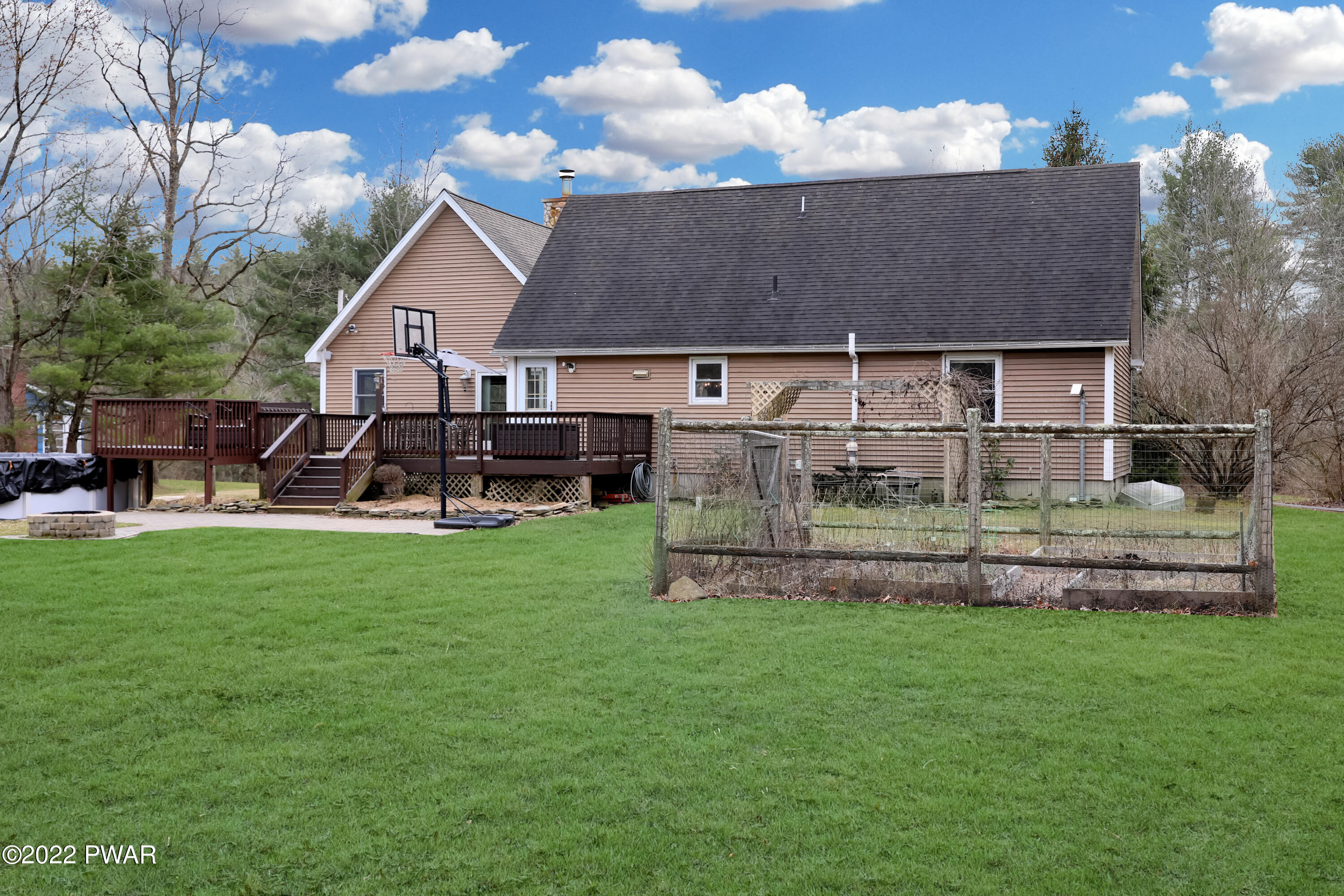 297 Rt 2001 Milford, PA 18337 - Photo 7 of 40