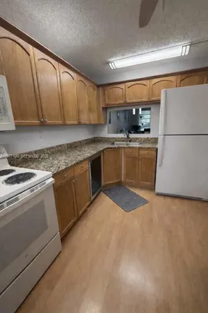 $2,000 | 1701 Northwest 75th Avenue, Unit 208, Plantation, FL 33313