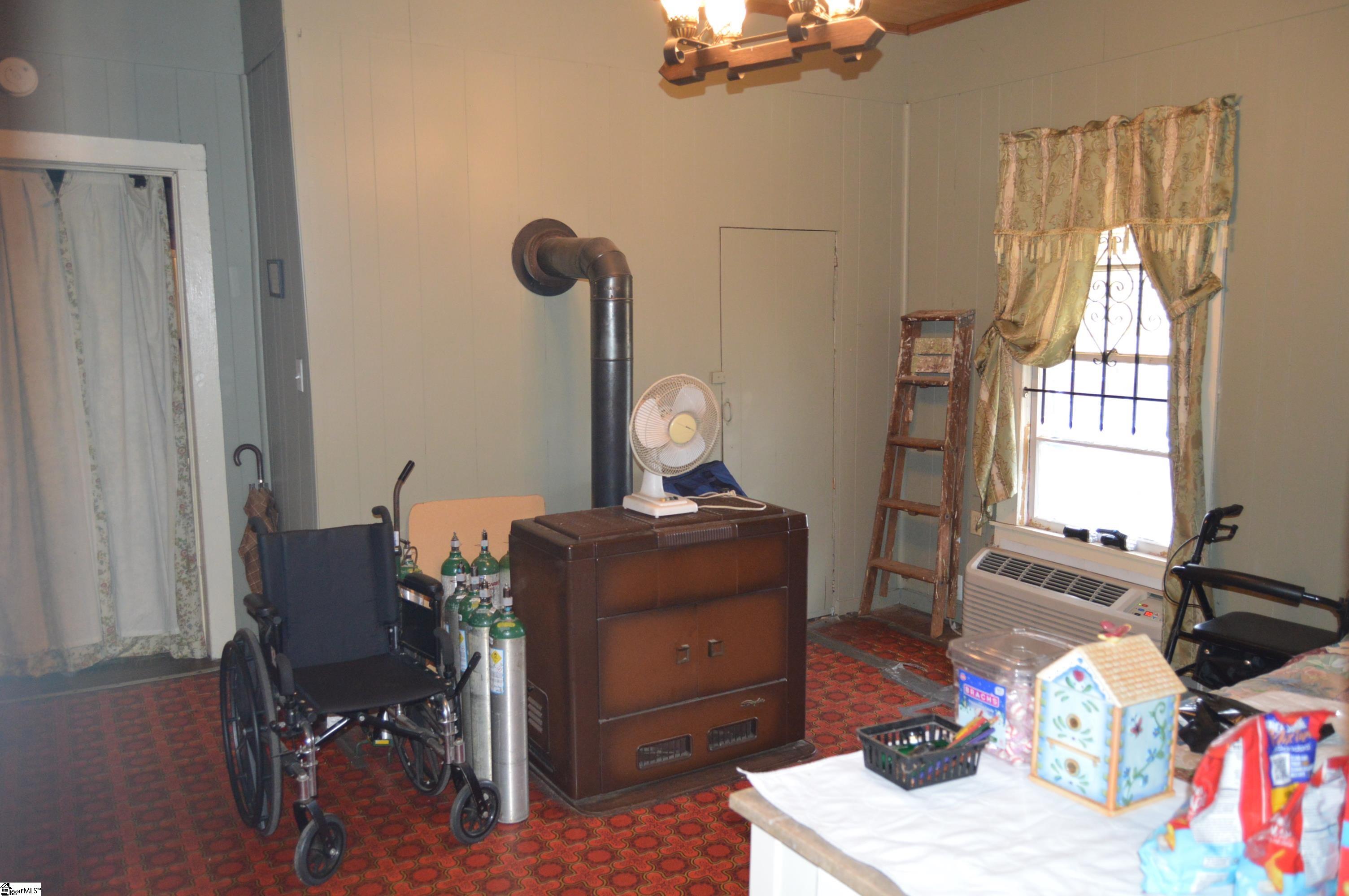 206 West Marion Road Greenville, SC 29617 - Photo 13 of 17 Gallery Image 13