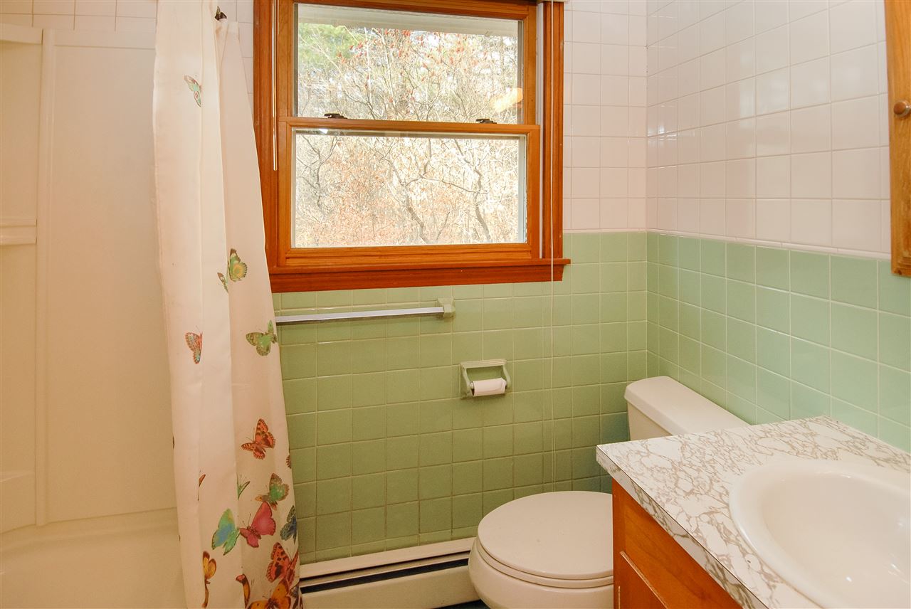 197 Meriden Road Lebanon, NH 03766 - Photo 17 of 35 Gallery Image 17
