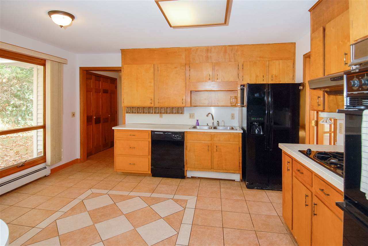 197 Meriden Road Lebanon, NH 03766 - Photo 5 of 35 Gallery Image 5