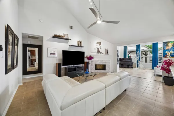 $379,600 | 2802 White Sands Drive, Deer Park, TX 77536