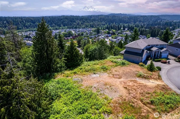 $499,950 | 10602 177th Ave Court East, Bonney Lake, WA 98391