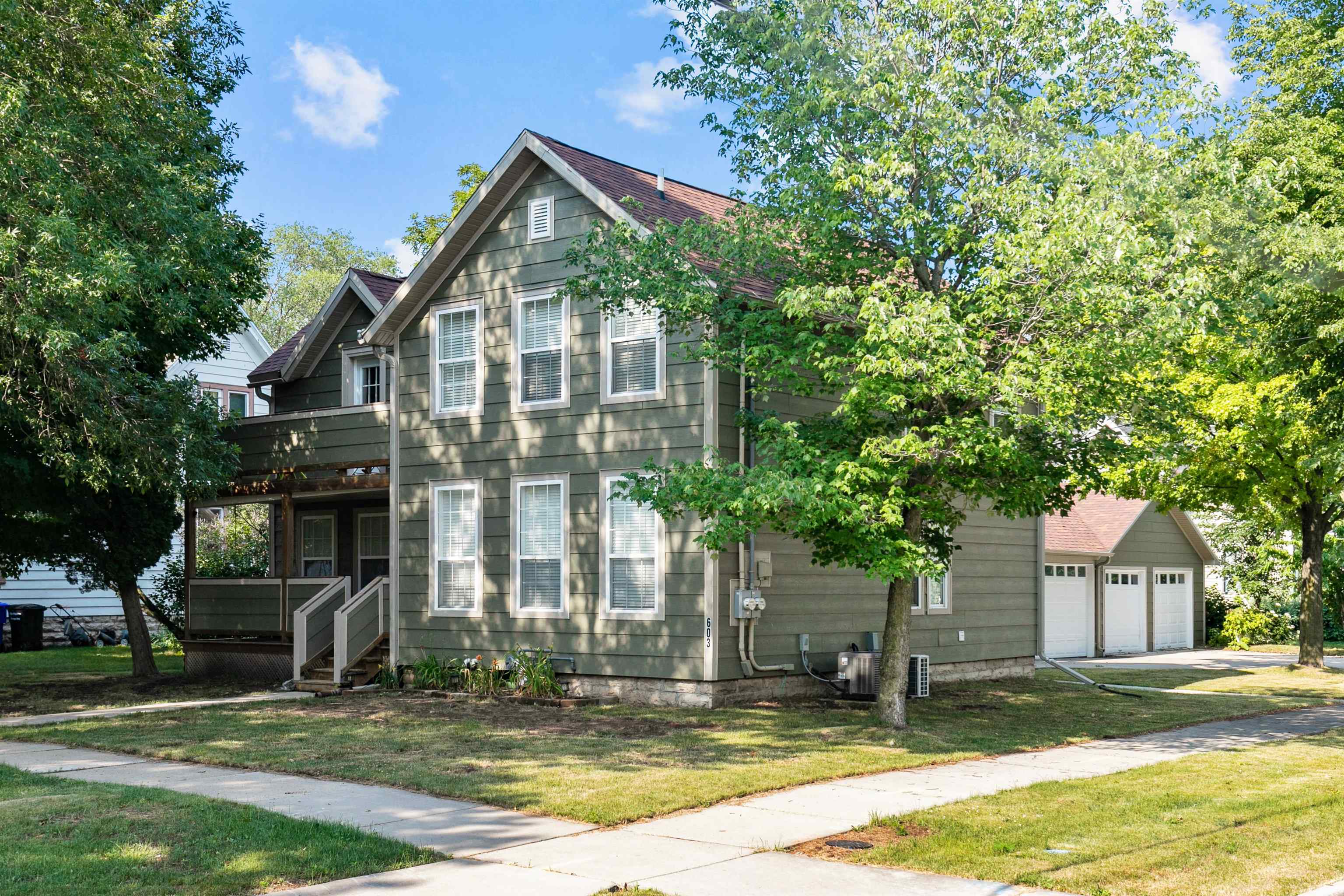 603 South Locust Street Appleton, WI 54914 - Photo 1 of 1