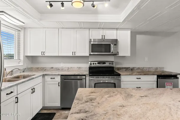 $319,000 | 100 Cherry Street, Unit 406, Panama City, FL 32401