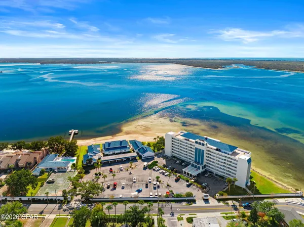 $319,000 | 100 Cherry Street, Unit 406, Panama City, FL 32401