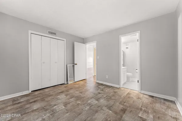 $319,000 | 100 Cherry Street, Unit 406, Panama City, FL 32401