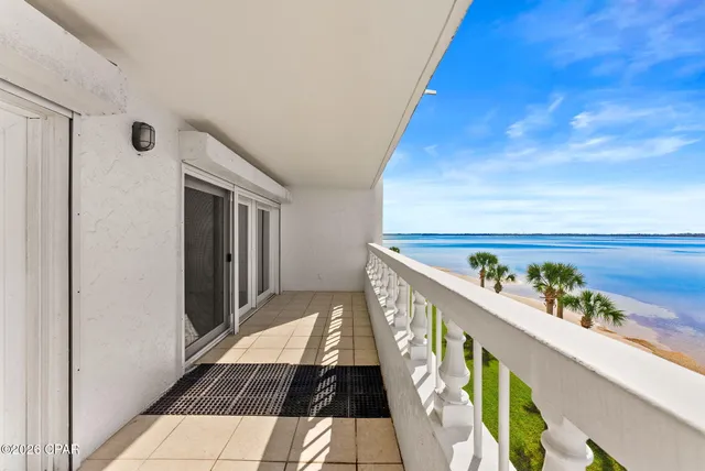 $325,000 | 100 Cherry Street, Unit 406, Panama City, FL 32401