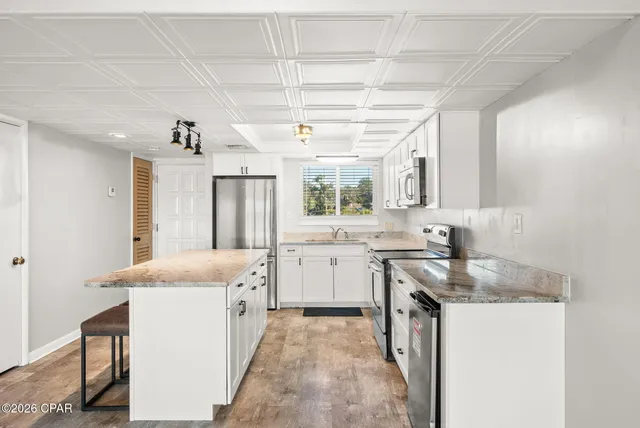 $325,000 | 100 Cherry Street, Unit 406, Panama City, FL 32401