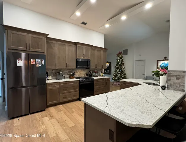 a close view of stove top oven