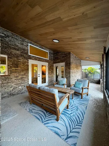 a close up of a street sign