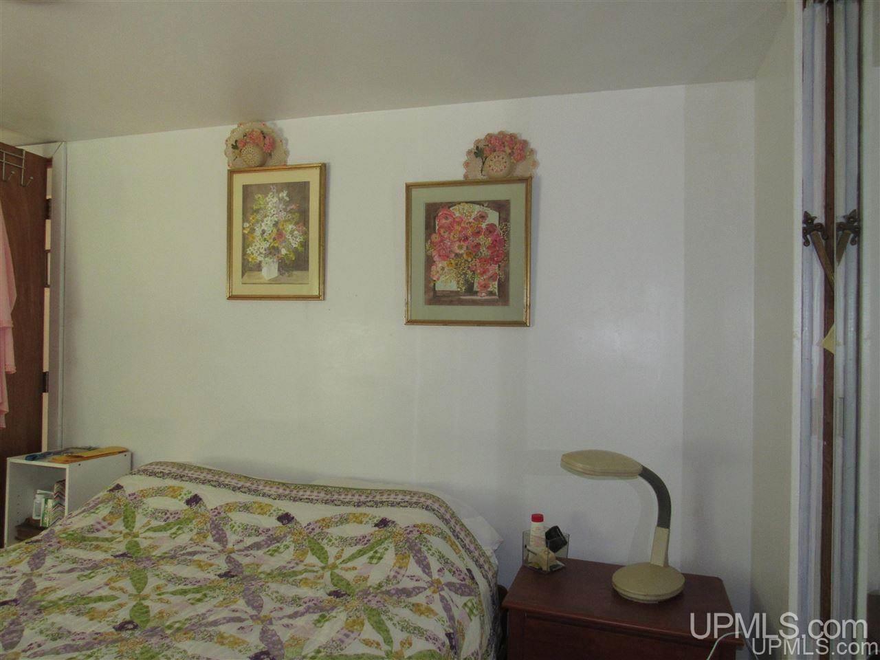 19060 Collins Road Lanse, MI 49946 - Photo 22 of 41 Gallery Image 22
