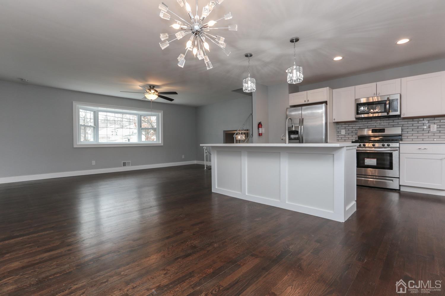 22 Alpine Place Colonia, NJ 07067 - Photo 3 of 24 Gallery Image 3